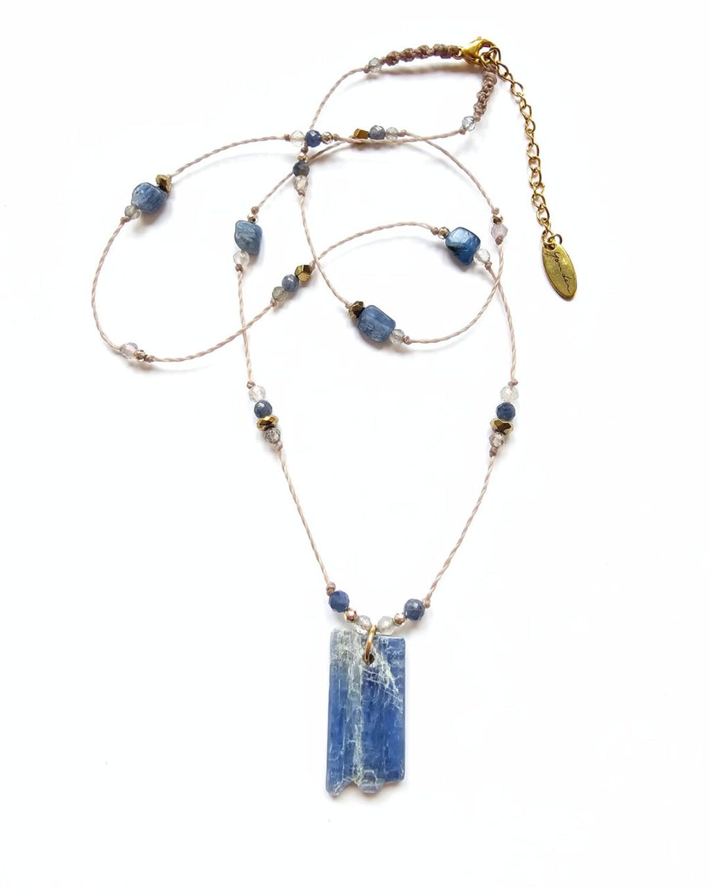 Sautoir Cyanite